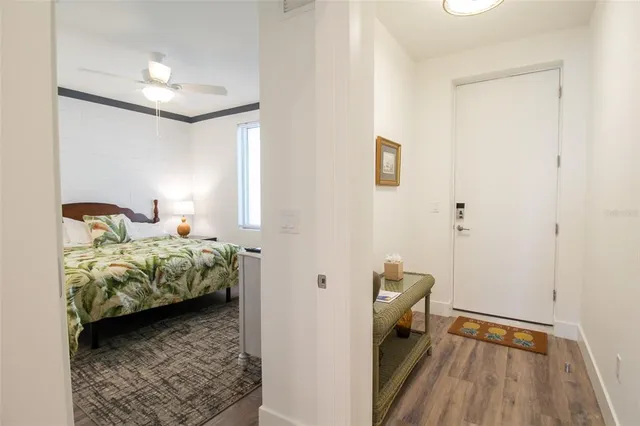 $3,900 | 1703 North Tamiami Trail, Unit B406, Sarasota, FL 34236