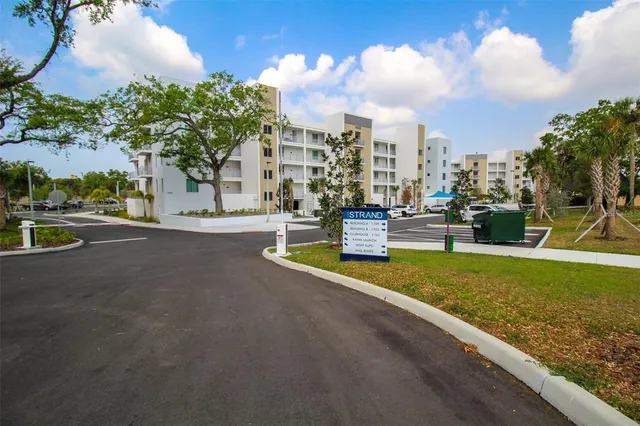 $3,900 | 1703 North Tamiami Trail, Unit B406, Sarasota, FL 34236