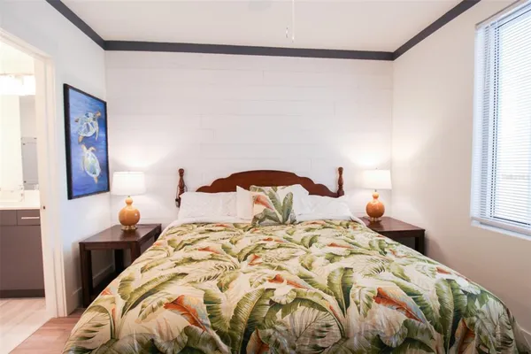 $3,900 | 1703 North Tamiami Trail, Unit B406, Sarasota, FL 34236