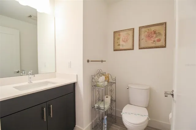 $3,900 | 1703 North Tamiami Trail, Unit B406, Sarasota, FL 34236