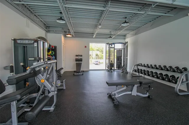 $3,900 | 1703 North Tamiami Trail, Unit B406, Sarasota, FL 34236