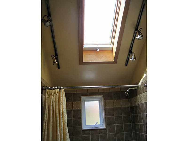 1490 Rydal Street Pittsburgh, PA 15205 - Photo 14 of 25 Master Bath/Spa.