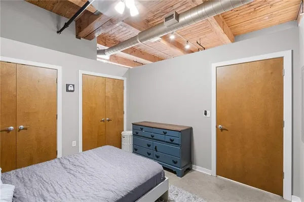 $199,000 | 712 Broadway Boulevard, Unit 401, Kansas City, MO 64105