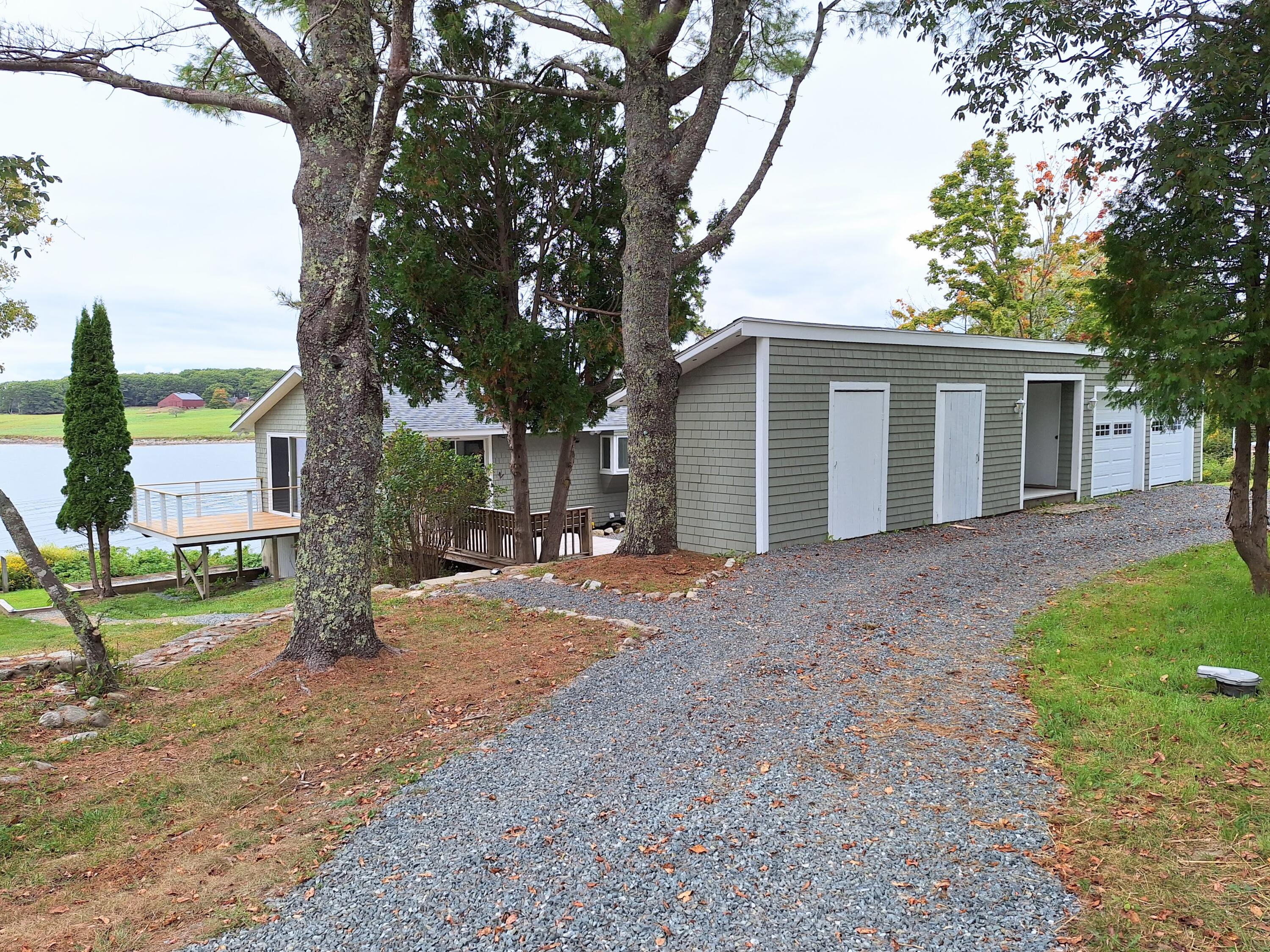 58 Back Shore Road Castine, ME 04421 - Photo 6 of 66 20240925_154114