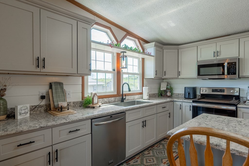 3705 Major Grahams Road Max Meadows, VA 24360 - Photo 28 of 104 Gallery Image 28