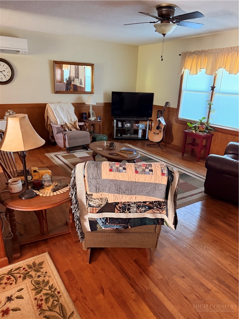 272 Lonmack Road Sparta, NC 28675 - Photo 11 of 34 Gallery Image 11