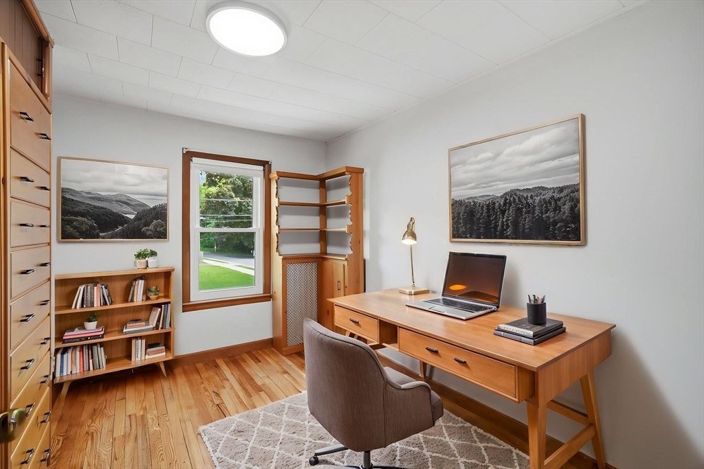 115 Connecticut Avenue Springfield, MA 01104 - Photo 23 of 40