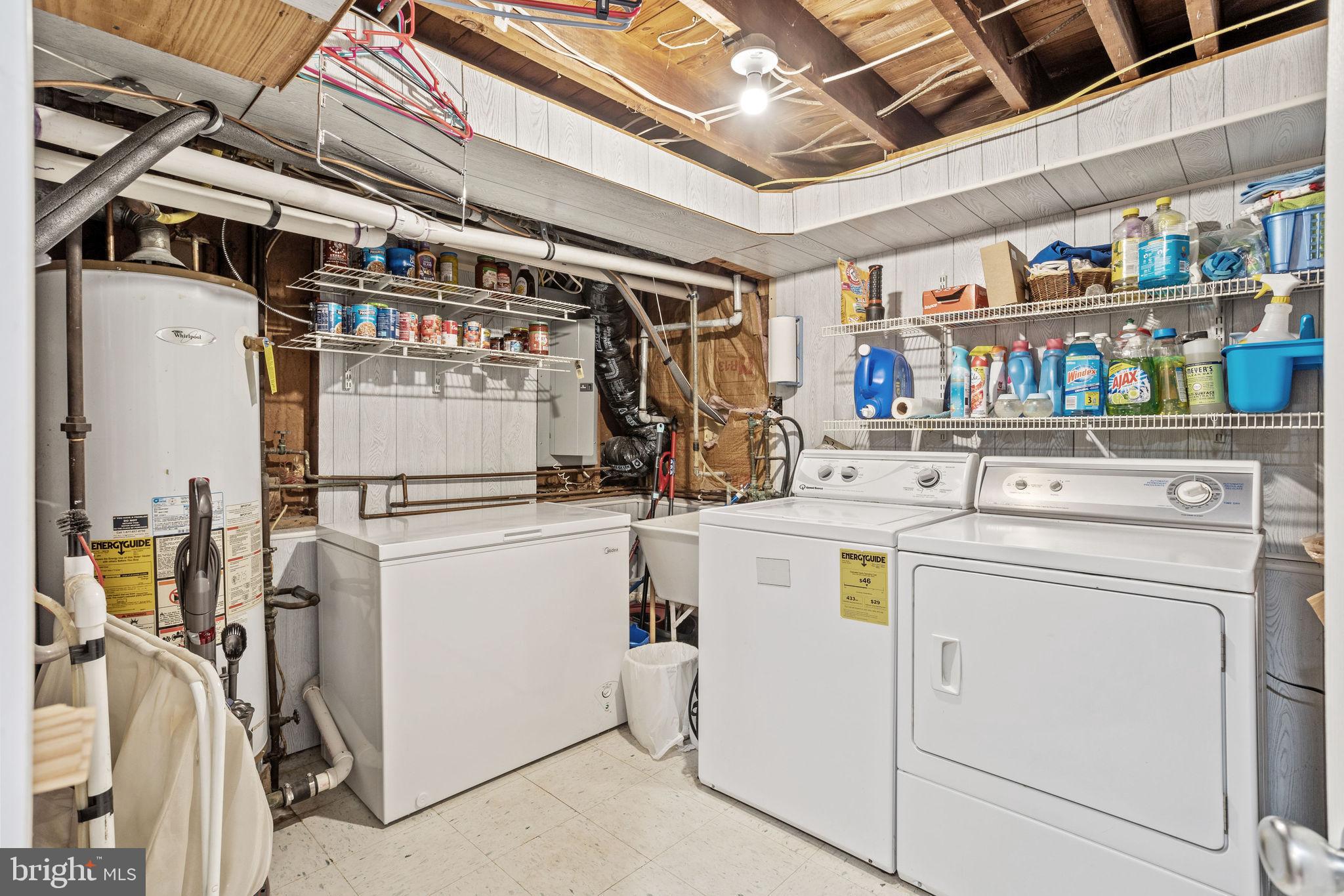 810 Colby Avenue Delran, NJ 08075 - Photo 30 of 33 a utility room with dryer and washer