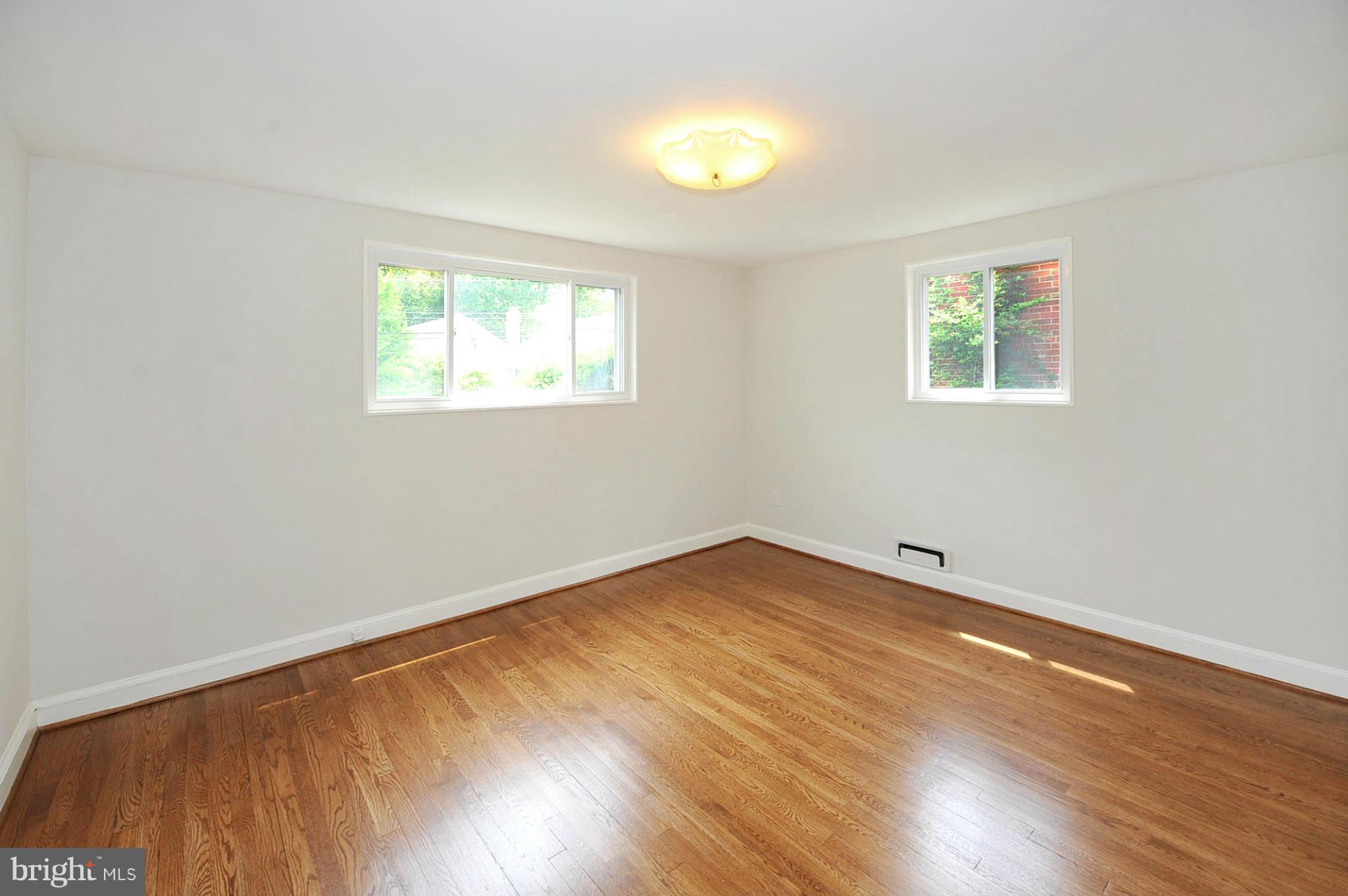 4409 Rosedale Avenue Bethesda, MD 20814 - Photo 11 of 30 Bedroom (Master)