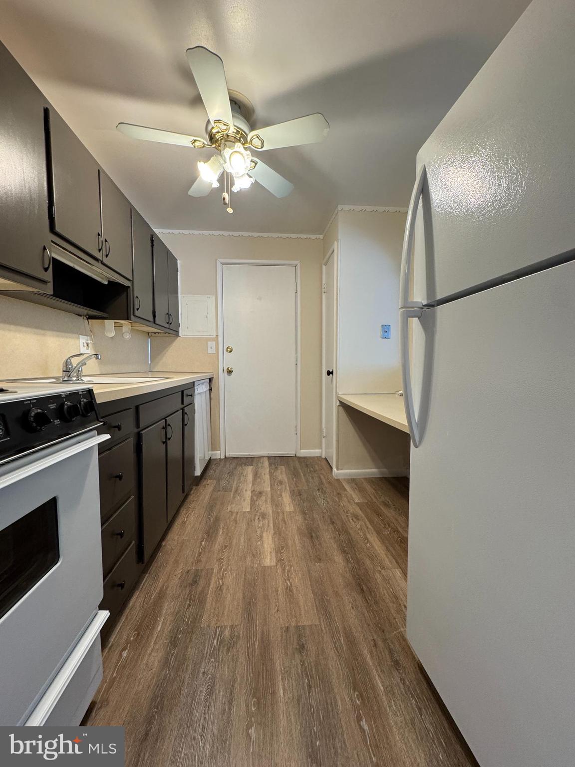 804 Vaughn Road, Unit A5 Pottstown, PA 19465 - Photo 2 of 9 Kitchen