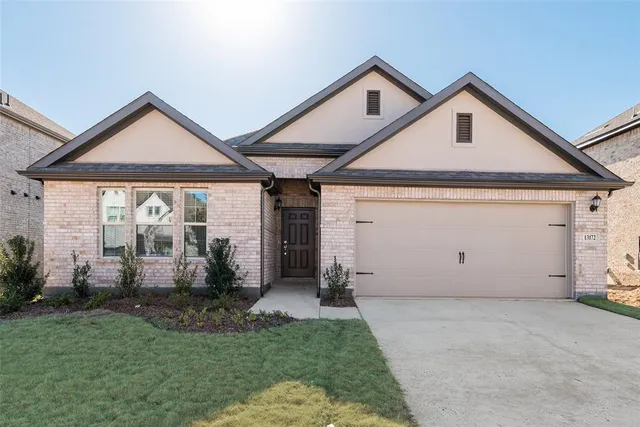 $2,300 | 13172 Zion Drive, Providence Village, TX 76227