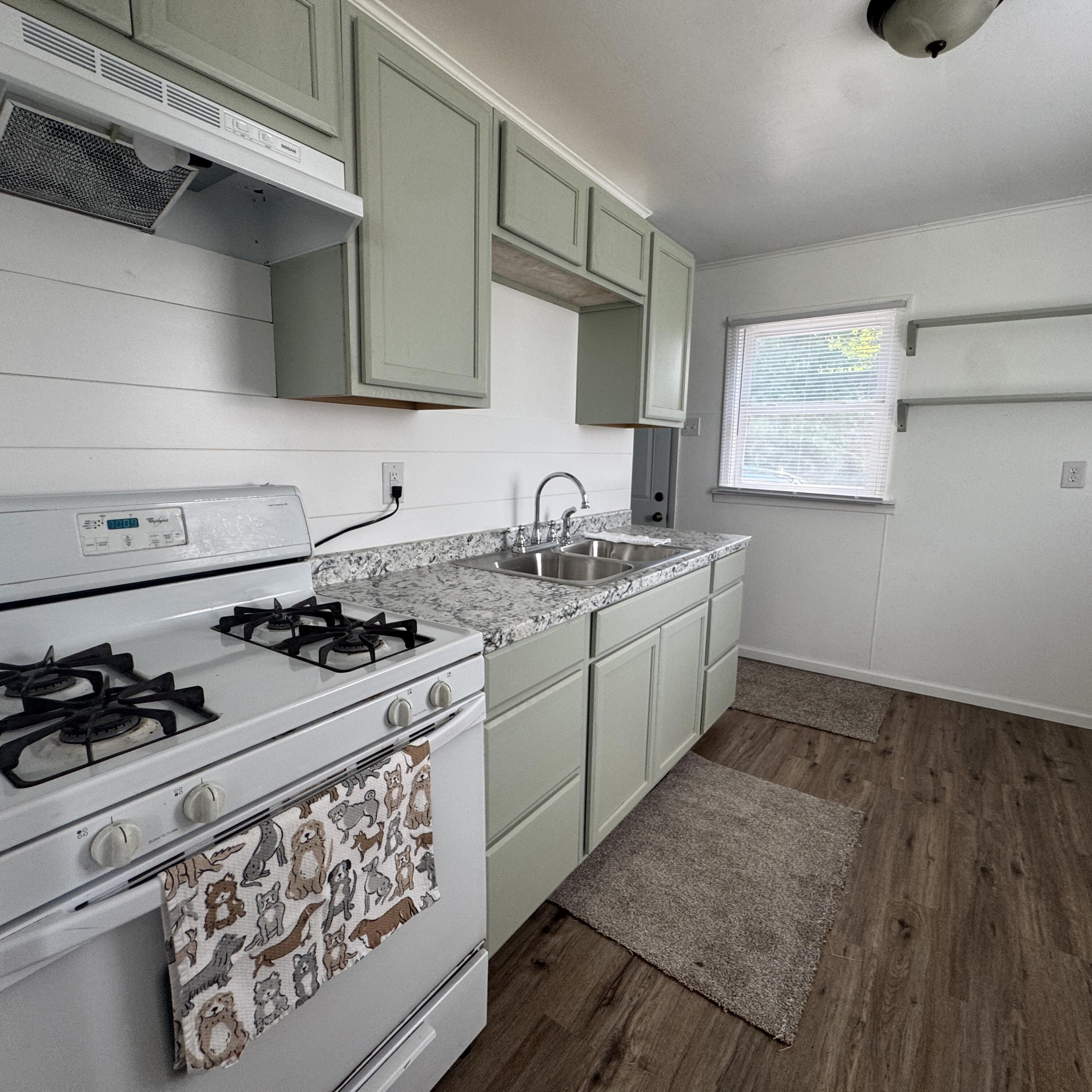 1305 Springland Avenue Michigan City, IN 46360 - Photo 6 of 16 3000x3000