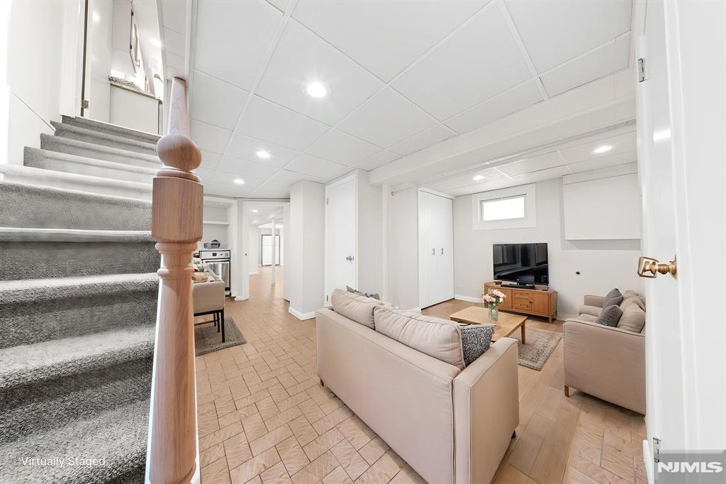 271 Travers Place Lyndhurst, NJ 07071 - Photo 25 of 50
