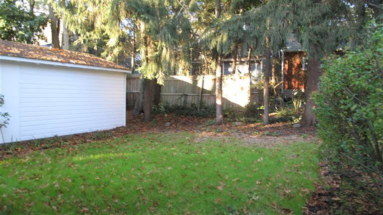303 Maple Ridge Ann Arbor, MI 48103 - Photo 26 of 29 Photo 26