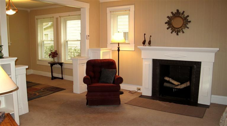 303 Maple Ridge Ann Arbor, MI 48103 - Photo 5 of 29 Photo 5