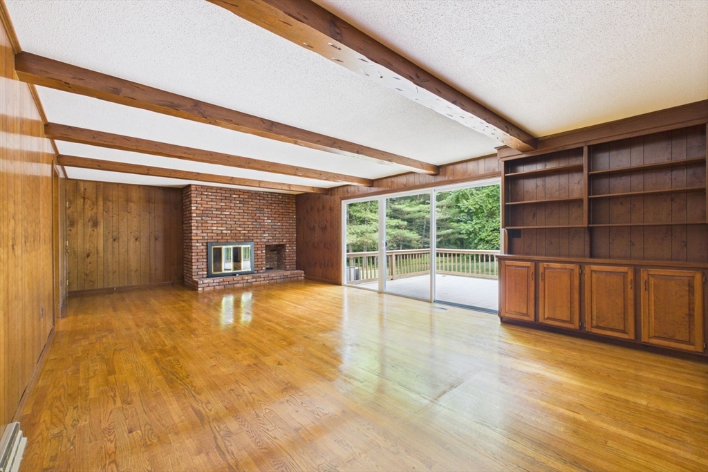 500 Inverness Lane Longmeadow, MA 01106 - Photo 10 of 41