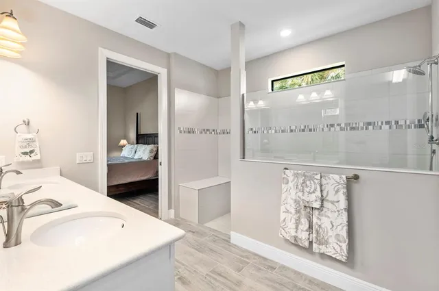 $4,500 | 5610 Rain Lily Court, Sarasota, FL 34238