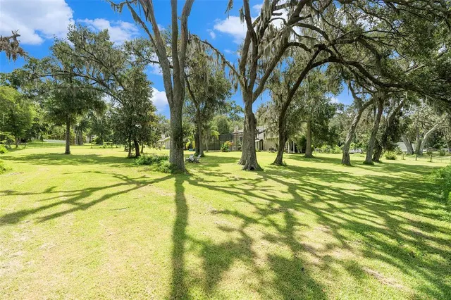 $675,000 | 39127 Pretty Pond Road, Zephyrhills, FL 33540