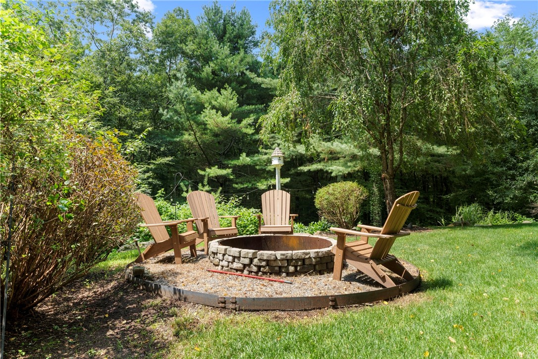 50 Ridge Drive Exeter, RI 02822 - Photo 11 of 50