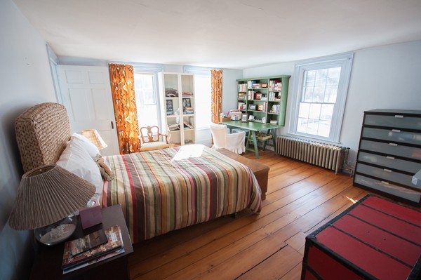 317 Glen Road Weston, MA 02493 - Photo 8 of 11 Gallery Image 8