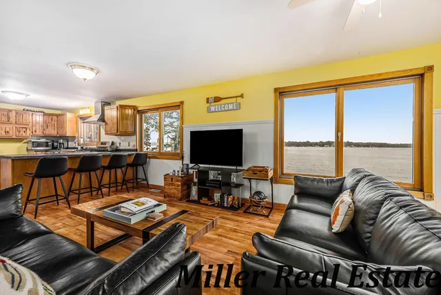 $559,000 | 9059 Highway 43, Delton, MI 49046