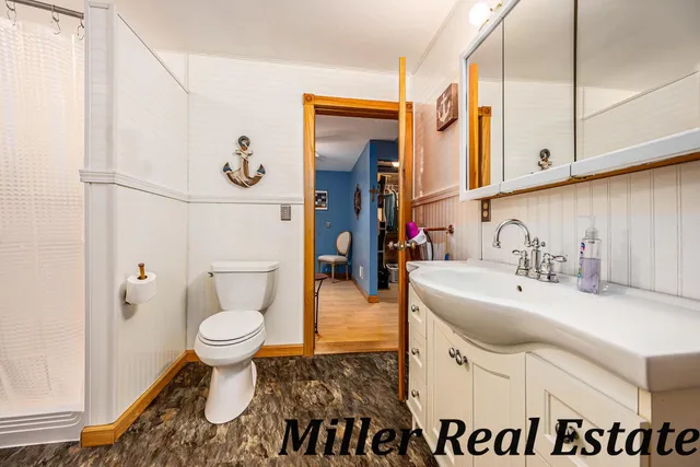 $559,000 | 9059 Highway 43, Delton, MI 49046