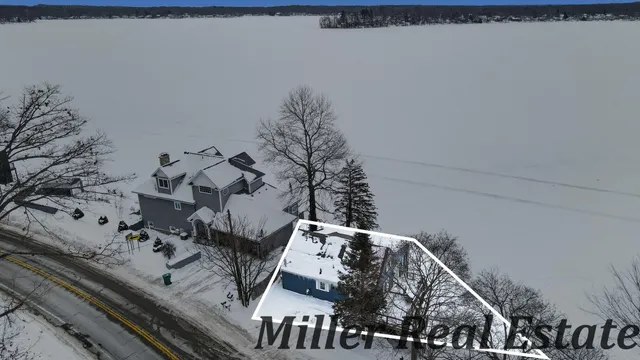 $559,000 | 9059 Highway 43, Delton, MI 49046