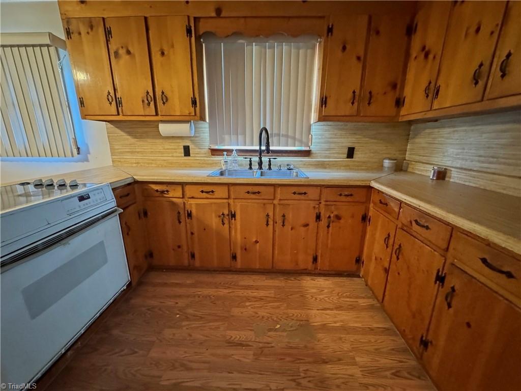 6793 Weant Road High Point, NC 27263 - Photo 6 of 18 Gallery Image 6