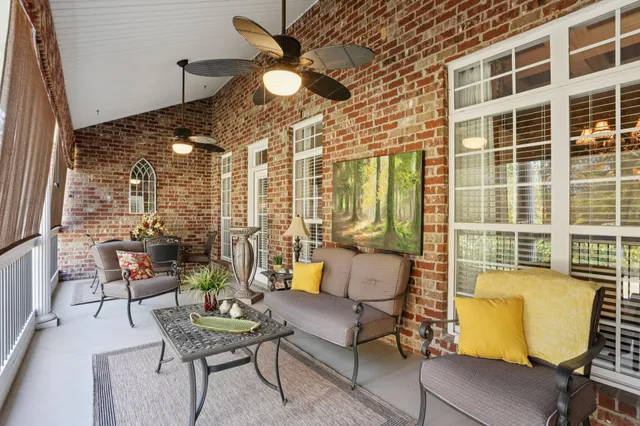 $599,900 | 4015 Pilgrim Trail, Greenbrier, TN 37073