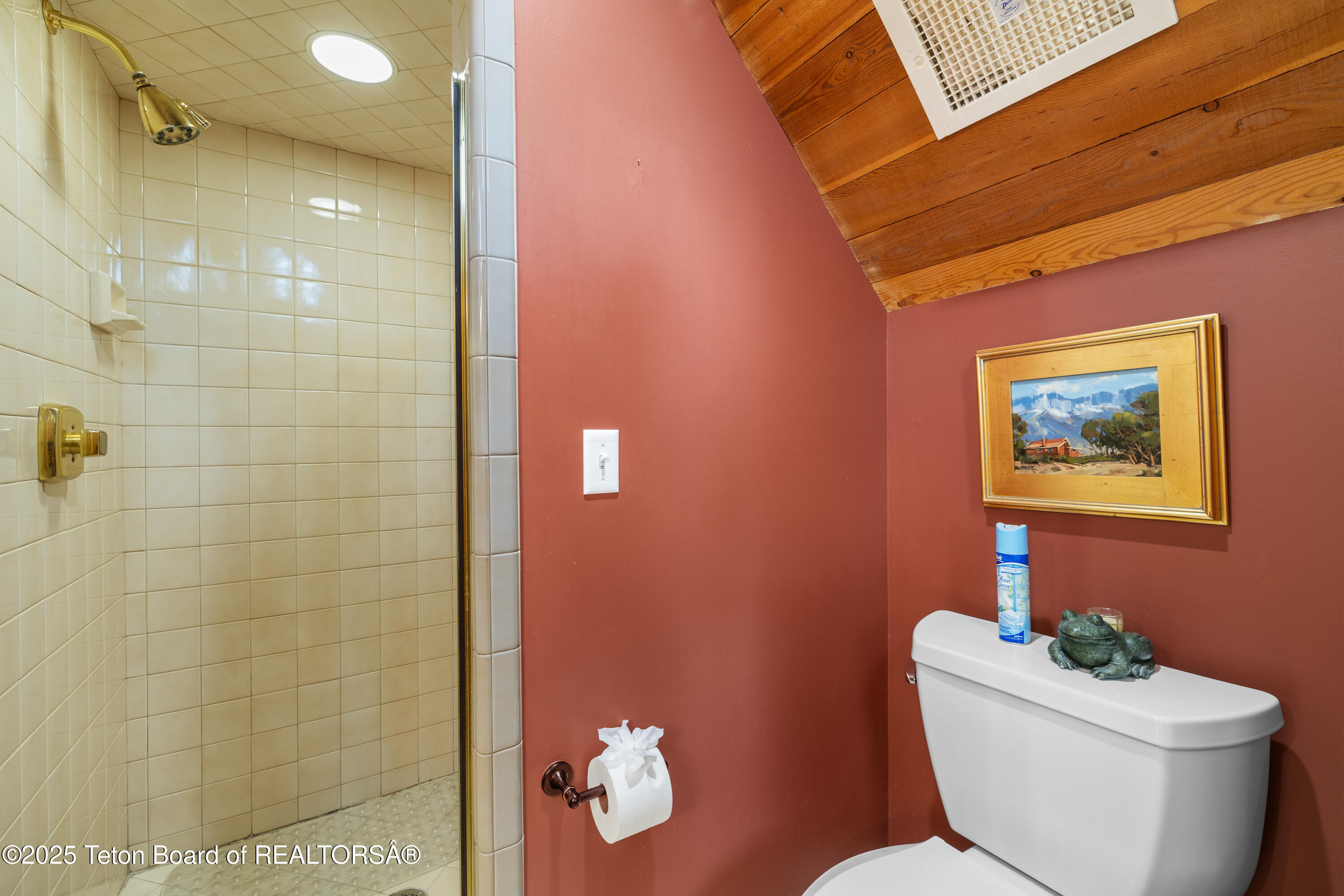 3035 White Pine Lane Wilson, WY 83014 - Photo 18 of 43 20-20 - 3035 White Pine Ln