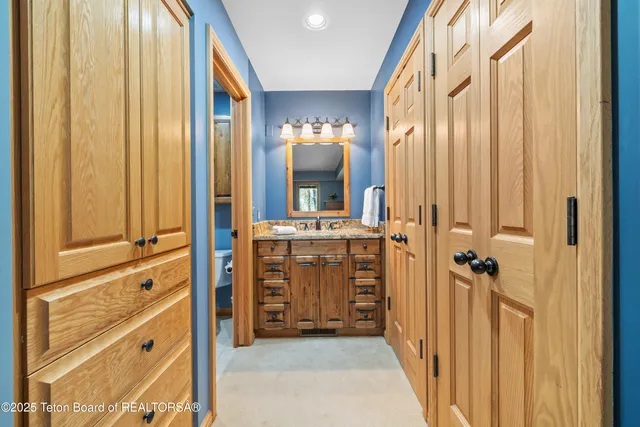 $4,950,000 | 3035 White Pine Lane, Wilson, WY 83014