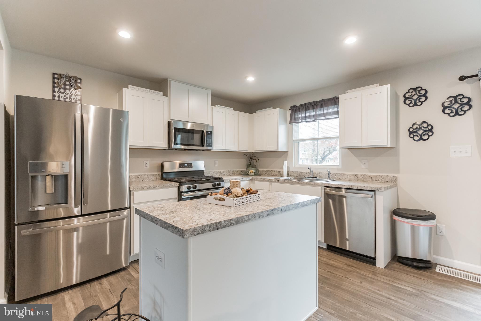 53 Comfort Road Williamstown, NJ 08094 - Photo 5 of 25 Gallery Image 5