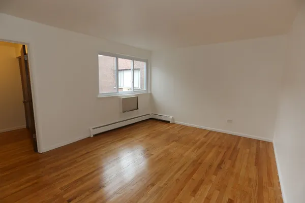 $1,195 | 1040 West Hollywood Avenue, Unit 412, Chicago, IL 60660