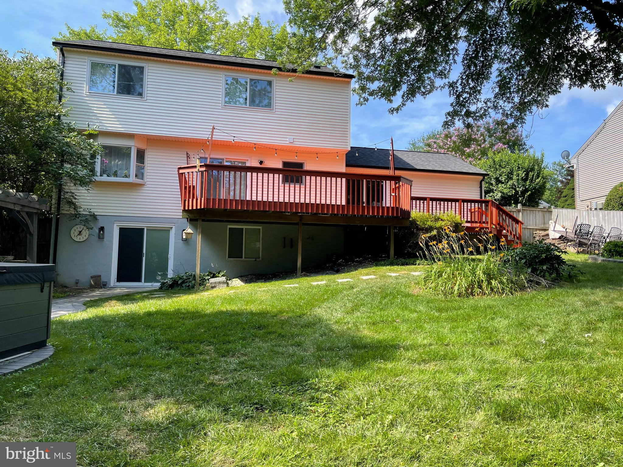 10417 Sweepstakes Road Damascus, MD 20872 - Photo 3 of 81
