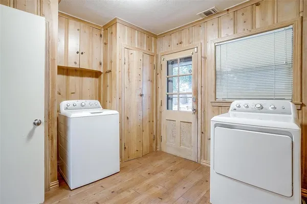 $6,500 | 1505 North Riverside Drive, Fort Worth, TX 76111