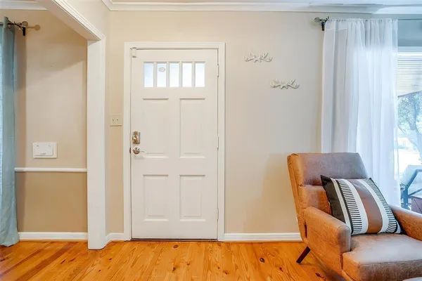 $6,500 | 1505 North Riverside Drive, Fort Worth, TX 76111