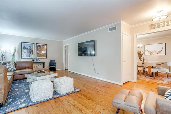 $6,500 | 1505 North Riverside Drive, Fort Worth, TX 76111