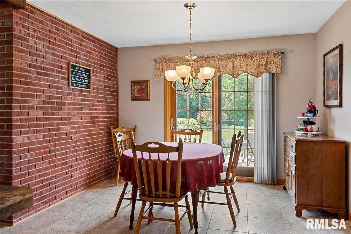 716 West Main Street Rochester, IL 62563 - Photo 12 of 43