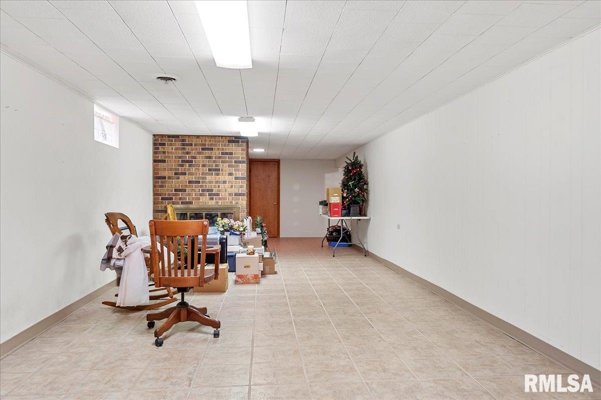 716 West Main Street Rochester, IL 62563 - Photo 30 of 43