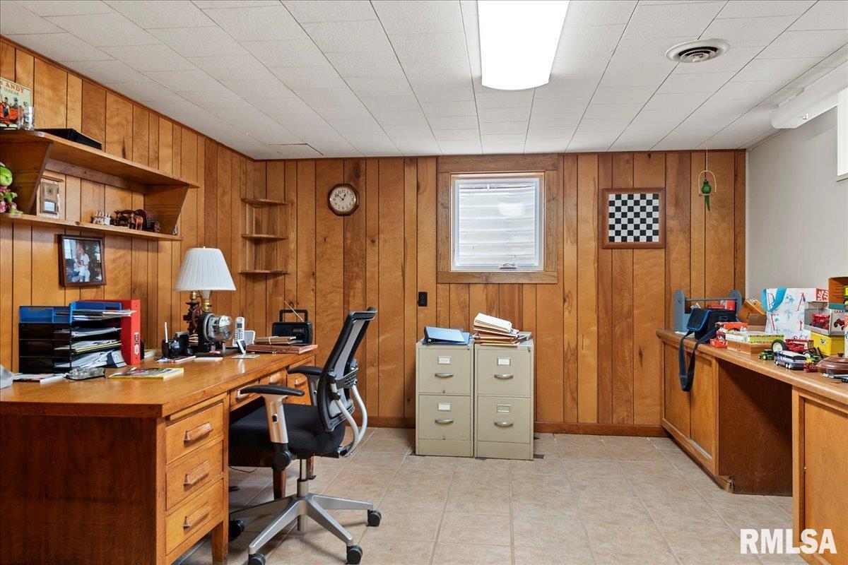 716 West Main Street Rochester, IL 62563 - Photo 31 of 43