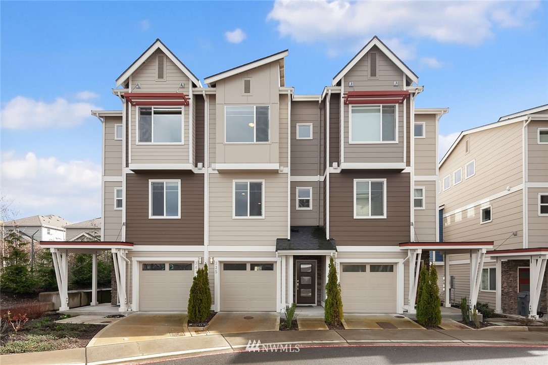 335 Anacortes Place Northeast Renton, WA 98059 - Photo 1 of 17
