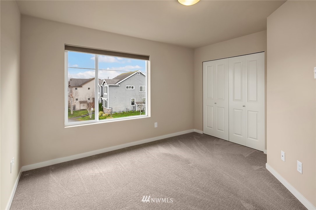 335 Anacortes Place Northeast Renton, WA 98059 - Photo 10 of 17