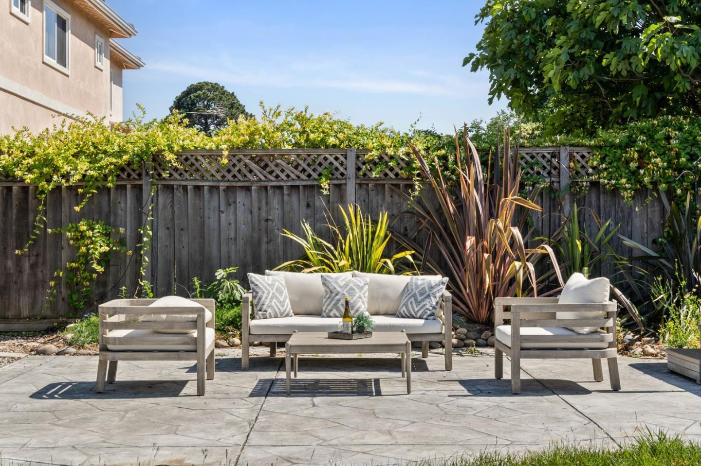 1363 Ramon Drive Sunnyvale, CA 94087 - Photo 30 of 36 a view of a bench in the patio