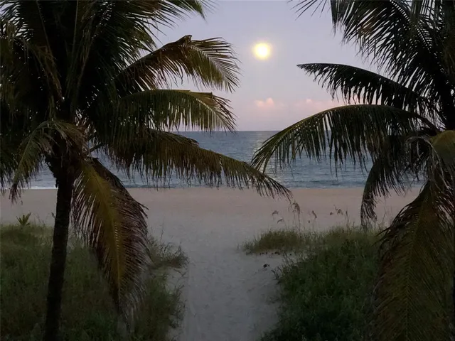 $473,000 | 1620 South Ocean Boulevard, Unit 15J, Lauderdale-by-the-Sea, FL 33062