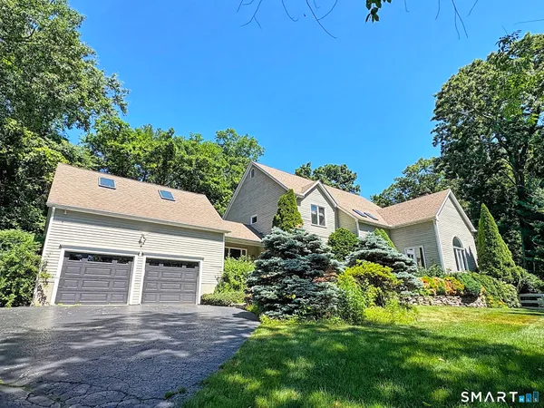 $999,000 | 14 Brae Loch Way, Shelton, CT 06484