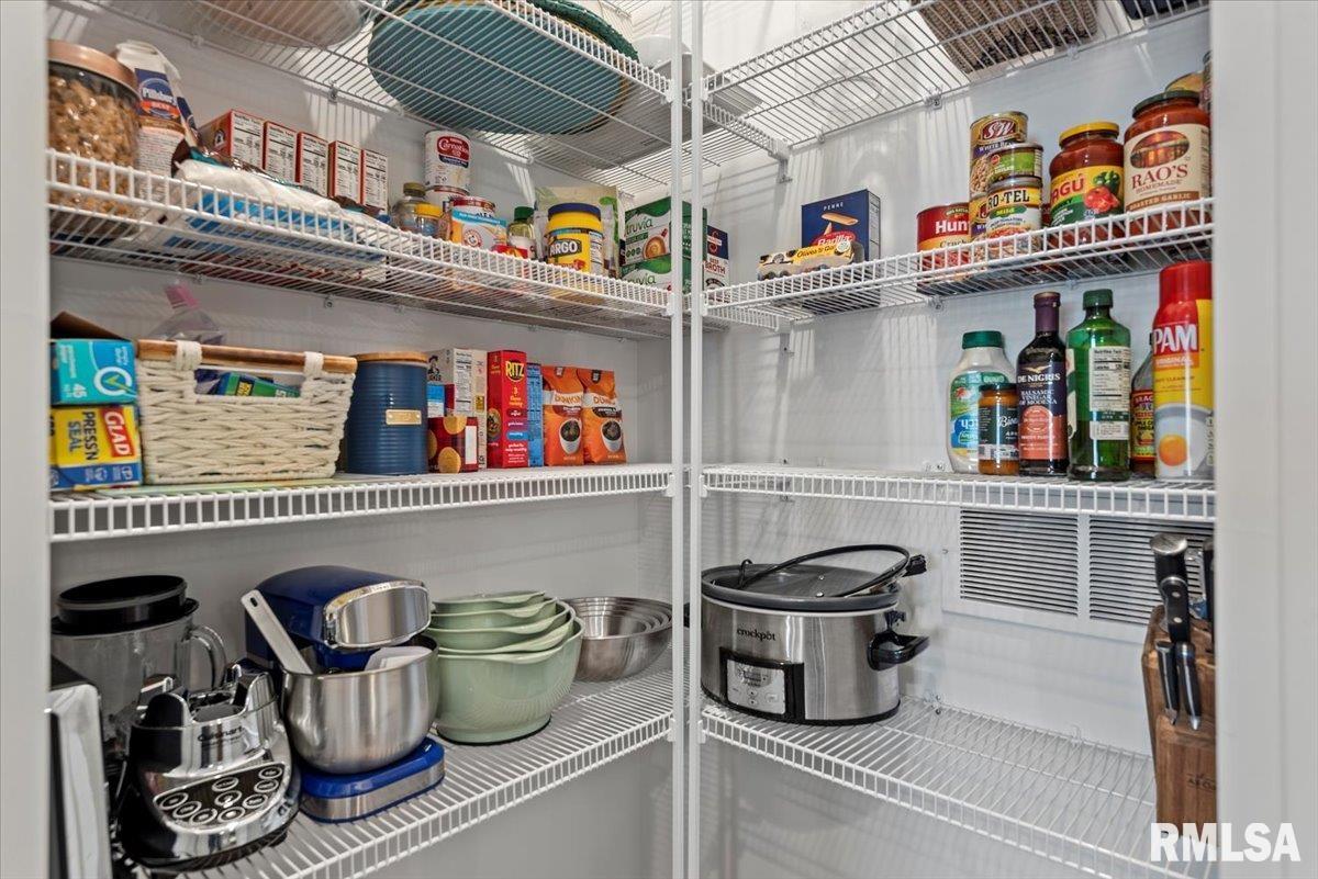 3702 Westgate Drive Springfield, IL 62711 - Photo 12 of 30