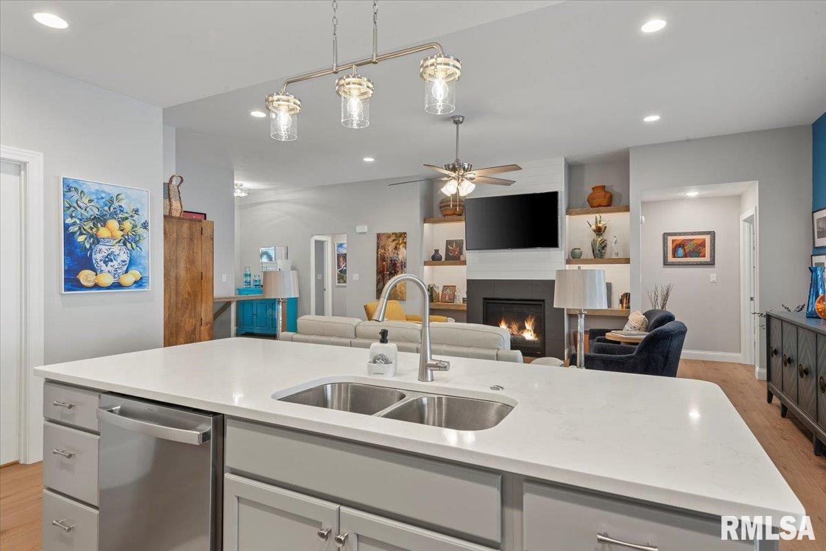 3702 Westgate Drive Springfield, IL 62711 - Photo 7 of 30