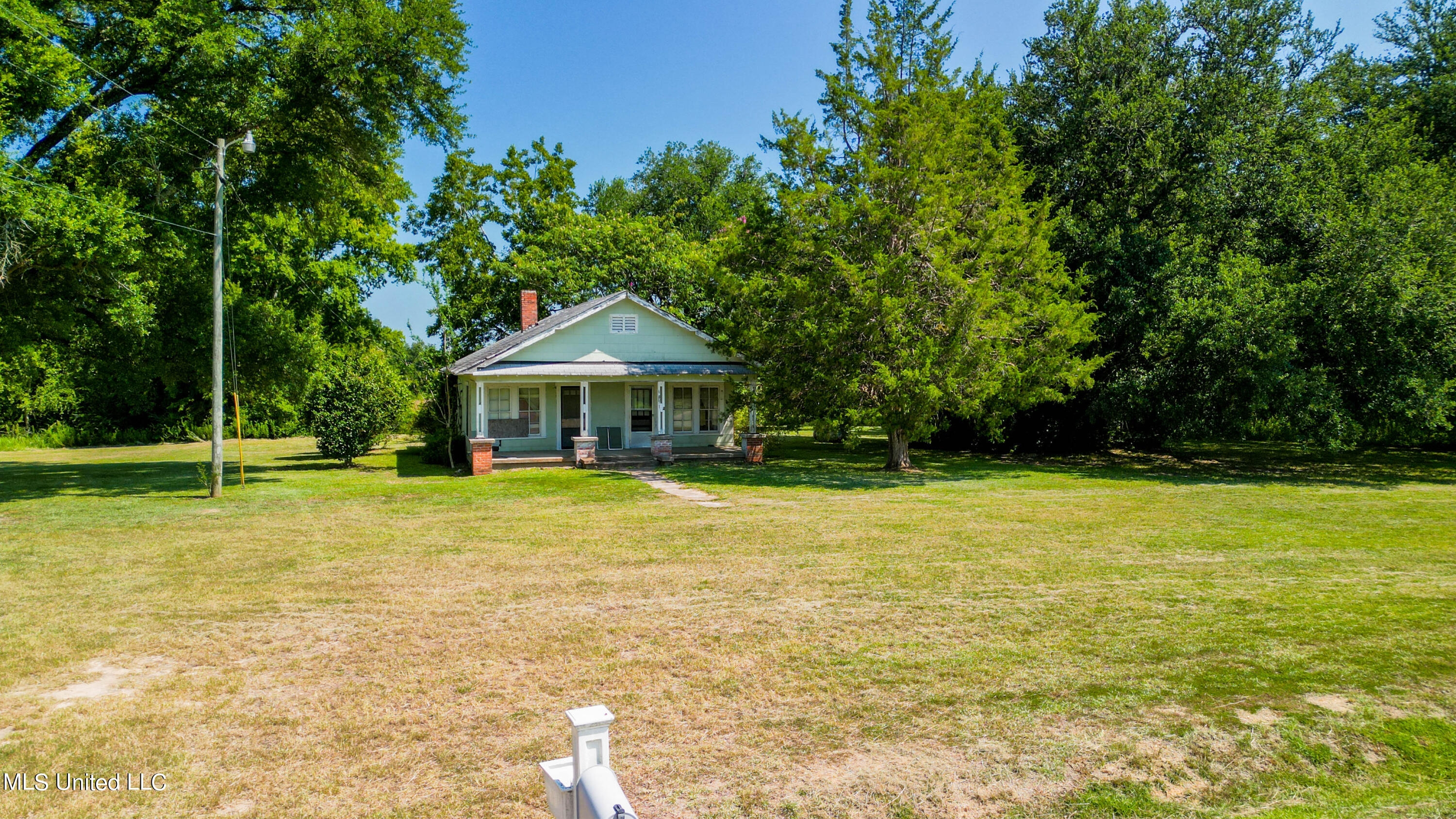 6877 Union Road Richton, MS 39476 - Photo 20 of 30 6877 Union Rd Richton-20