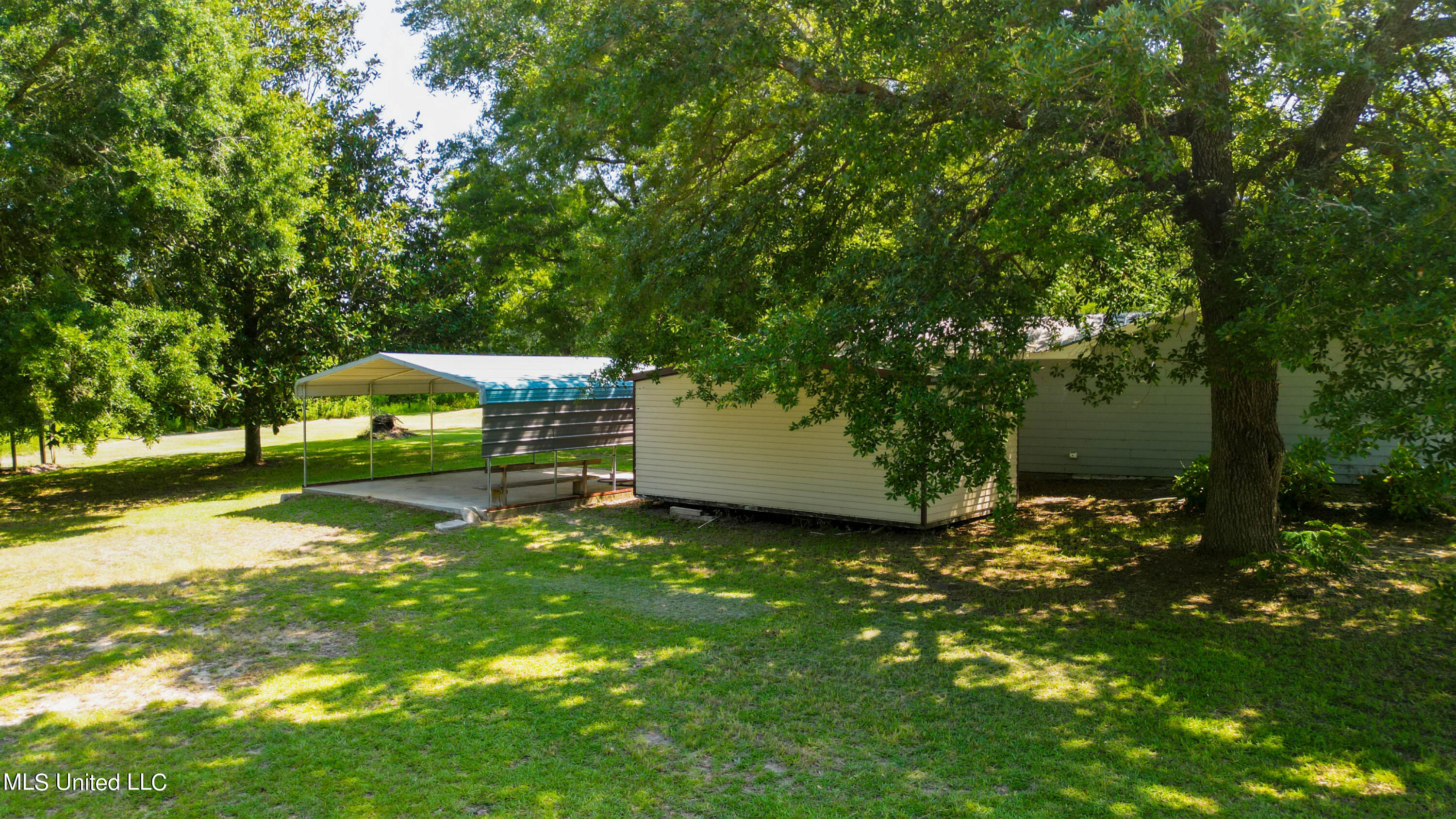 6877 Union Road Richton, MS 39476 - Photo 23 of 30 6877 Union Rd Richton-23