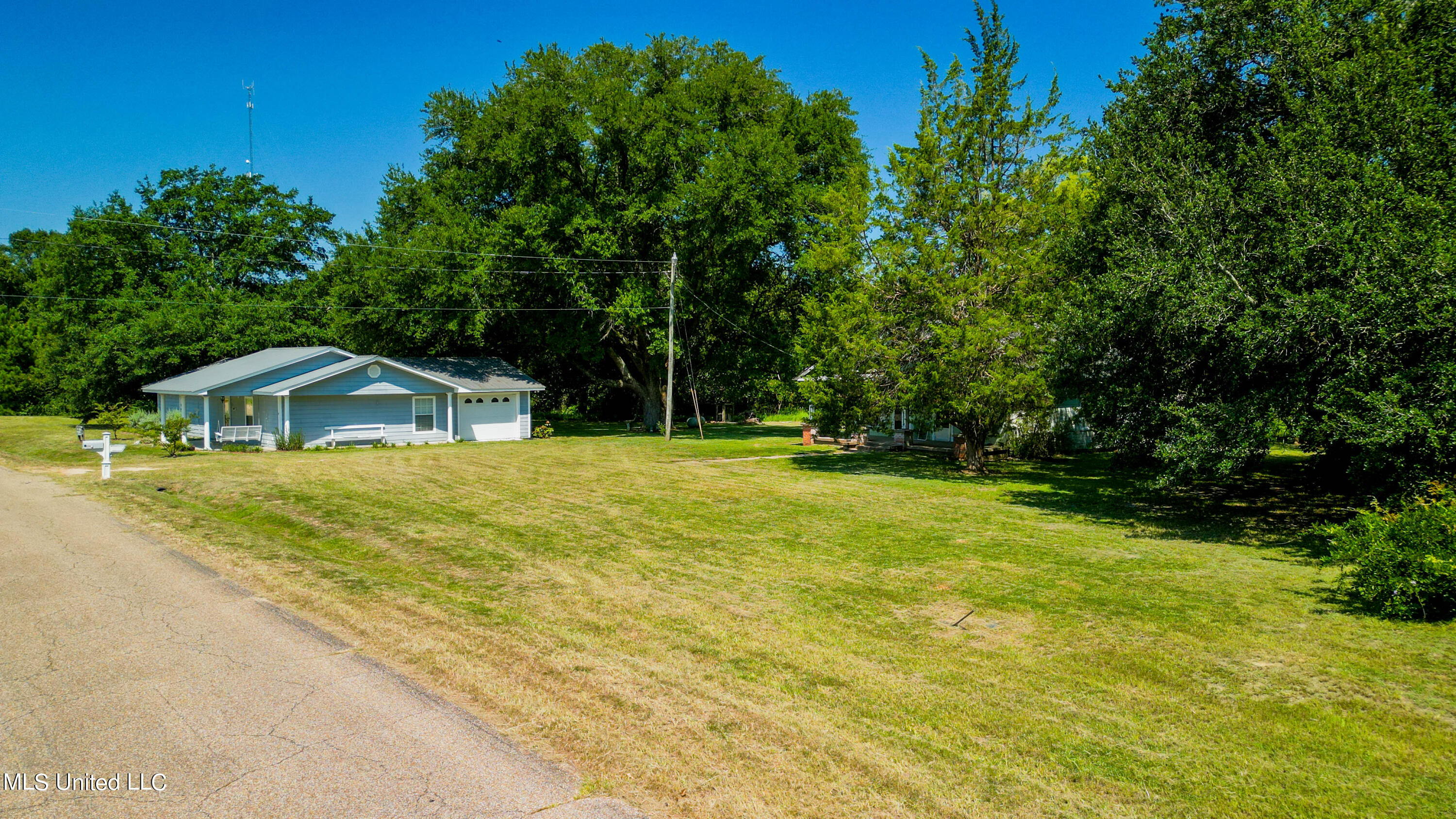 6877 Union Road Richton, MS 39476 - Photo 26 of 30 6877 Union Rd Richton-26